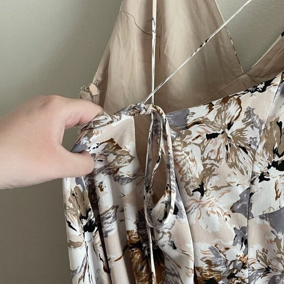 Lulus Women XL More Than Charming Blush Floral Print Lace-Up Maxi Dress NWT - Picture 11 of 15